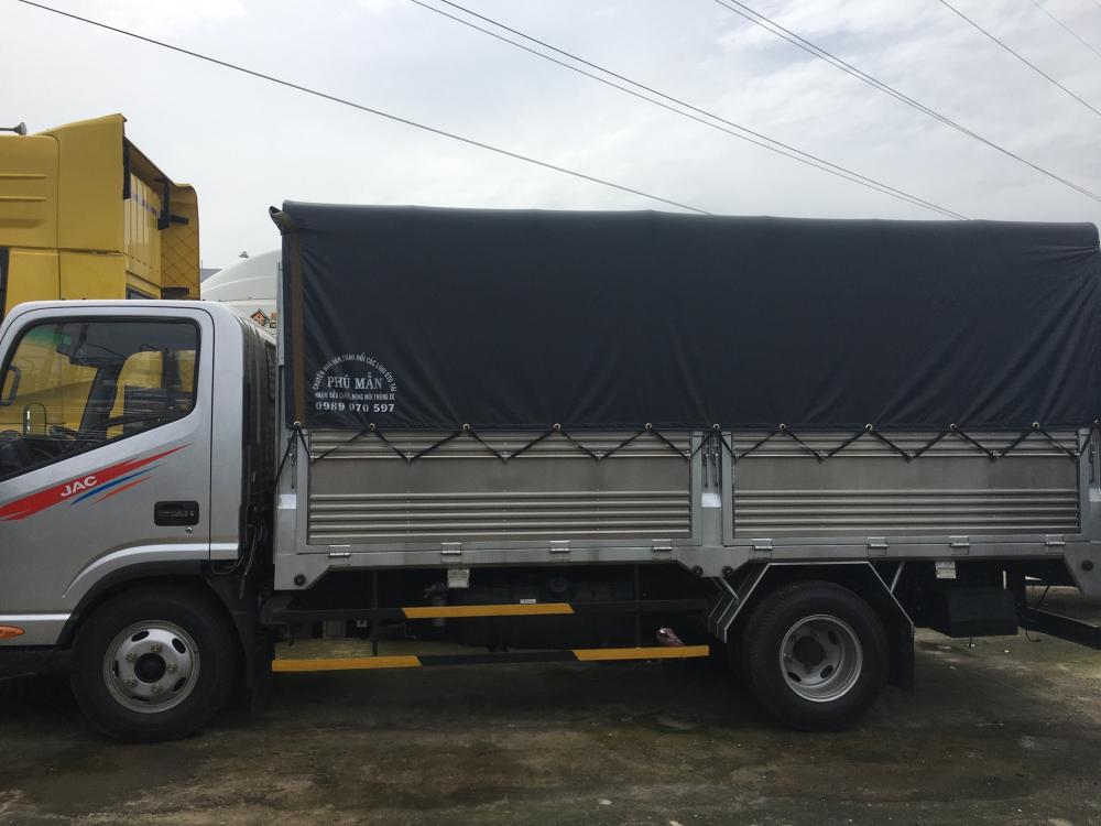 2017 - Bán xe tải Jac 3 tấn 45, đầu vuông có máy lạnh