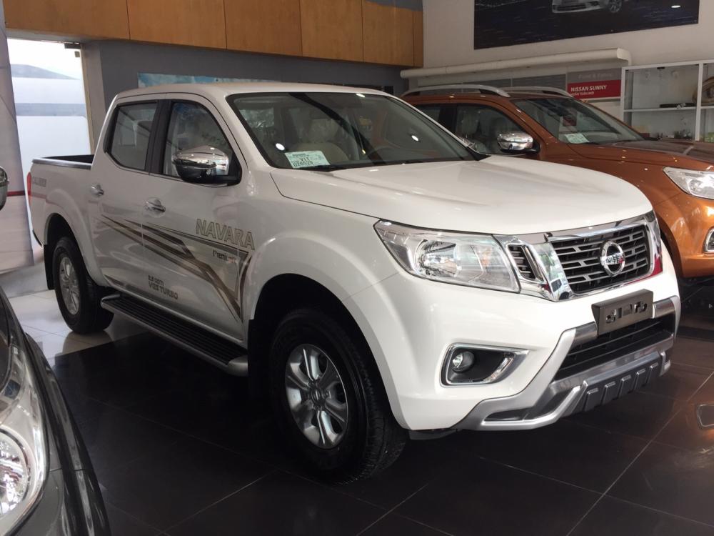 Nissan Navara EL 2017 - Bán Nissan Navara đủ màu - hỗ trợ TG 90% lãi suất chỉ từ 0.65% - LH 0943929696