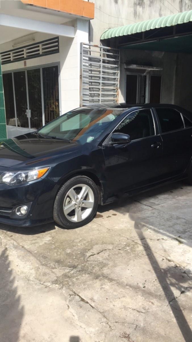 Toyota Camry SE 2013 - Chính chủ bán Toyota Camry SE đời 2013, màu đen, xe nhập