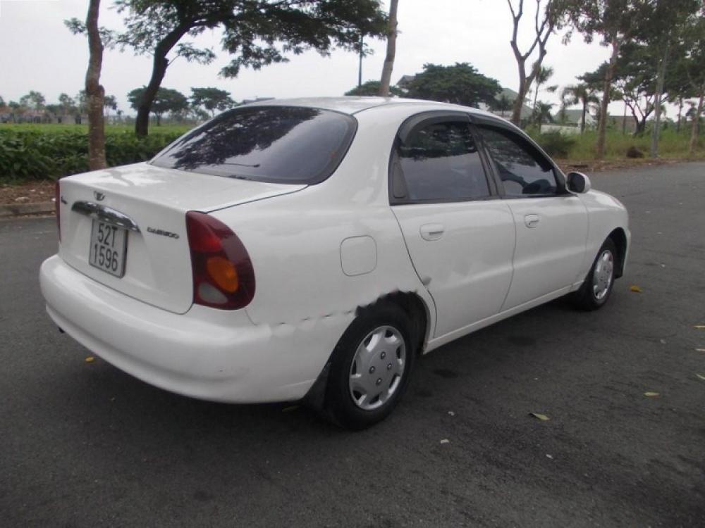 Daewoo Lanos GL 2001 - Bán xe Daewoo Lanos GL đời 2001, màu trắng, xe nhập  