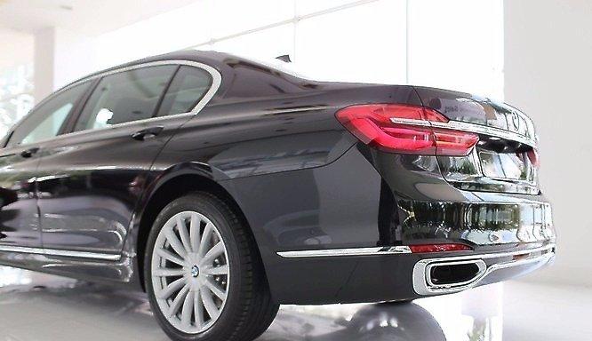 BMW 7 Series 740Li 2017 - Bán BMW 7 Series 740Li đời 2017, màu đen