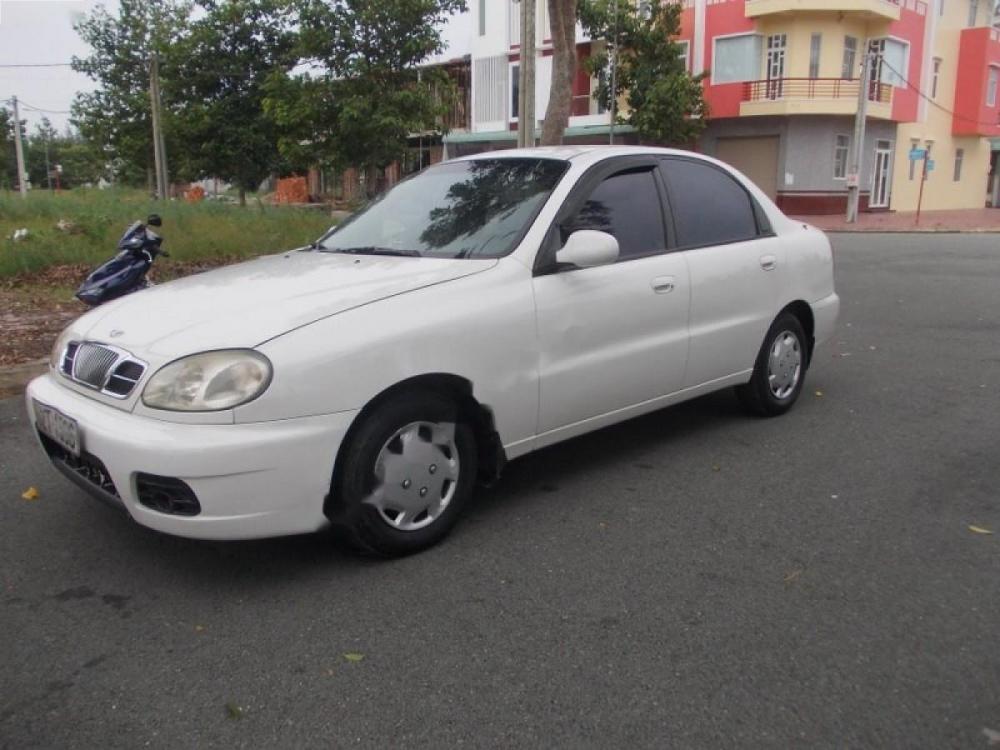 Daewoo Lanos GL 2001 - Bán xe Daewoo Lanos GL đời 2001, màu trắng, xe nhập  