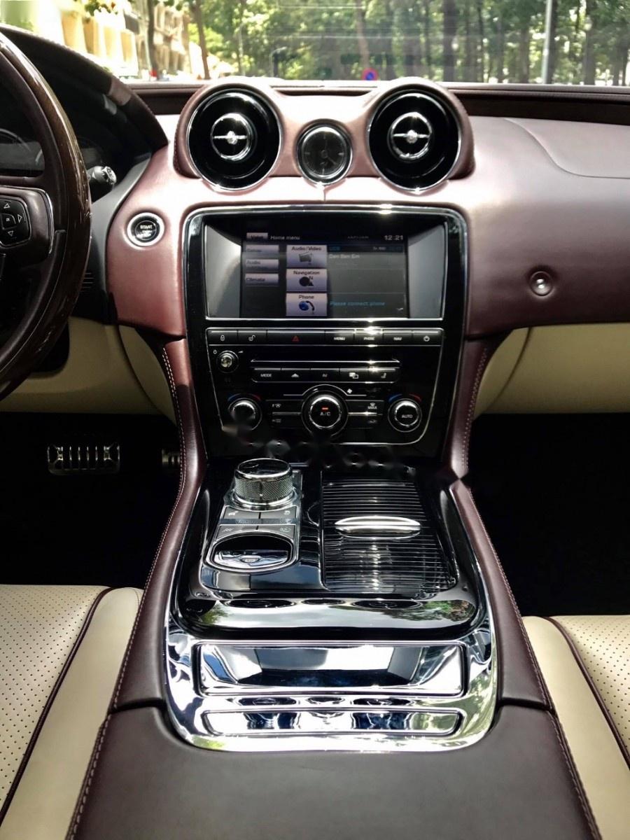 Jaguar XJ  5.0 Autobiography 2015 - Cần bán lại xe Jaguar XJ 5.0 Autobiography 2015, màu đen, nhập khẩu nguyên chiếc