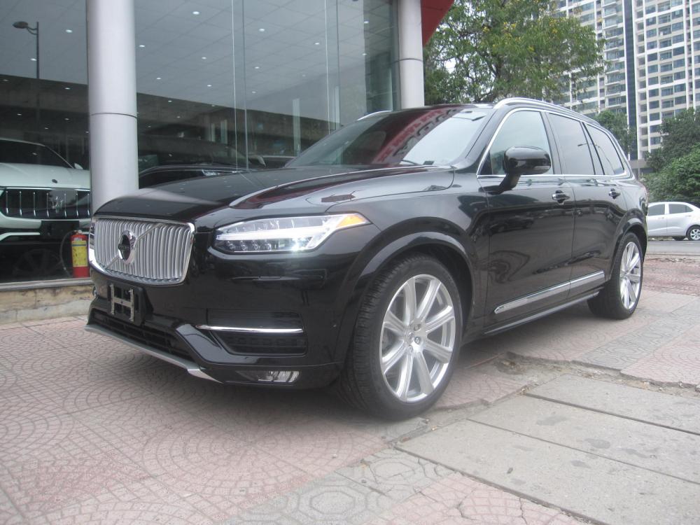 Volvo XC90 2017 - Bán xe Volvo XC90 đời 2017, màu đen, nhập khẩu