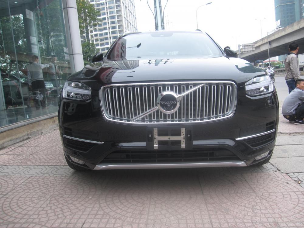 Volvo XC90 2017 - Bán xe Volvo XC90 đời 2017, màu đen, nhập khẩu