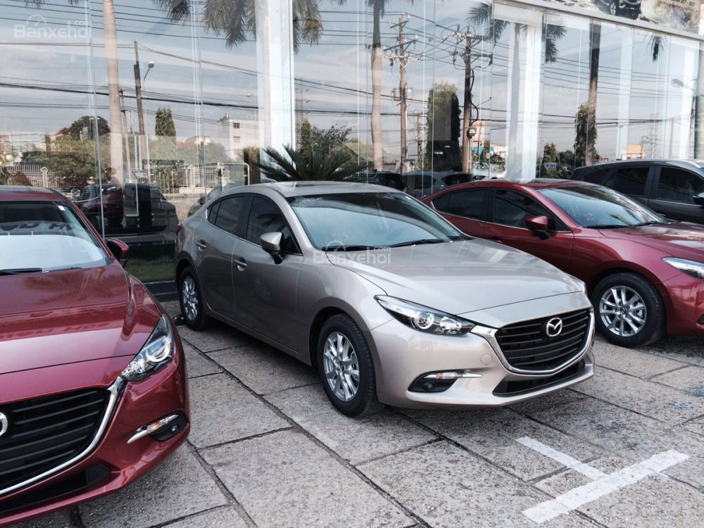 Mazda 3 1.5 Facelift 2017 - Ưu đãi giá xe Mazda 3 Facelift phiên bản 2018, giá tốt nhất tại Đồng Nai- Hotline 0932505522