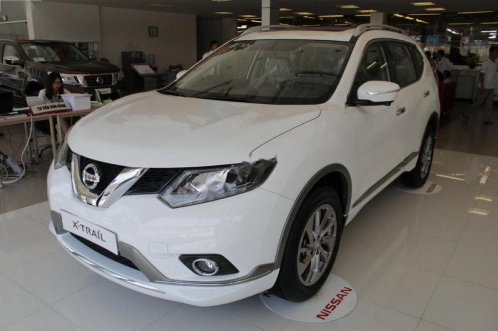 Nissan X trail 2.5 SV Premium 2017 - Cần bán Nissan X trail 2.5 SV PREMIUM đời 2017, màu trắng