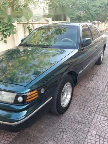 Ford Crown victoria 1995 - Cần bán lại xe Ford Crown Victoria đời 1995