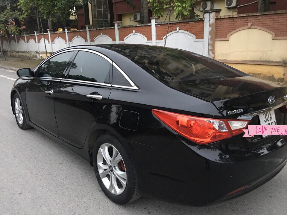 Hyundai Sonata Y20 2009 - Bán xe Hyundai Sonata Y20 2009, màu đen, xe nhập, 479 triệu