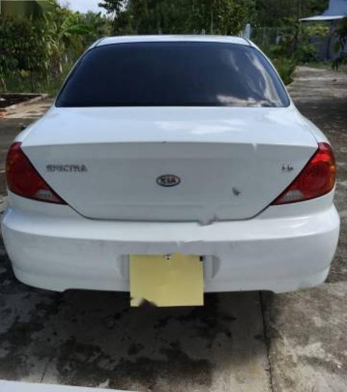 Kia Spectra 1.6 MT 2004 - Bán xe Kia Spectra 1.6 MT đời 2004, màu trắng chính chủ