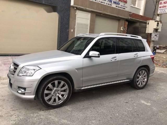 Mercedes-Benz GLK Class  GLK 300  2010 - Chính chủ bán Mercedes GLK 300 đời 2010, màu bạc