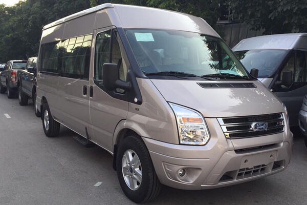 Ford Transit 2.4 2018 - Bán Ford Transit 2018 mới 100% tặng ngay hộp đen, lót sàn, bọc trần, ghế da, Lh: 0938 055 993