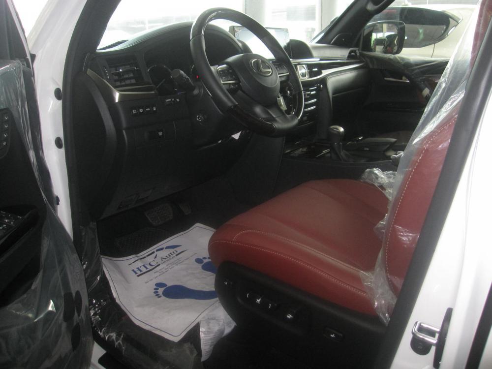 Lexus LX 570 2016 - Cần bán xe Lexus LX 570 đời 2017, màu trắng, nhập khẩu nguyên chiếc