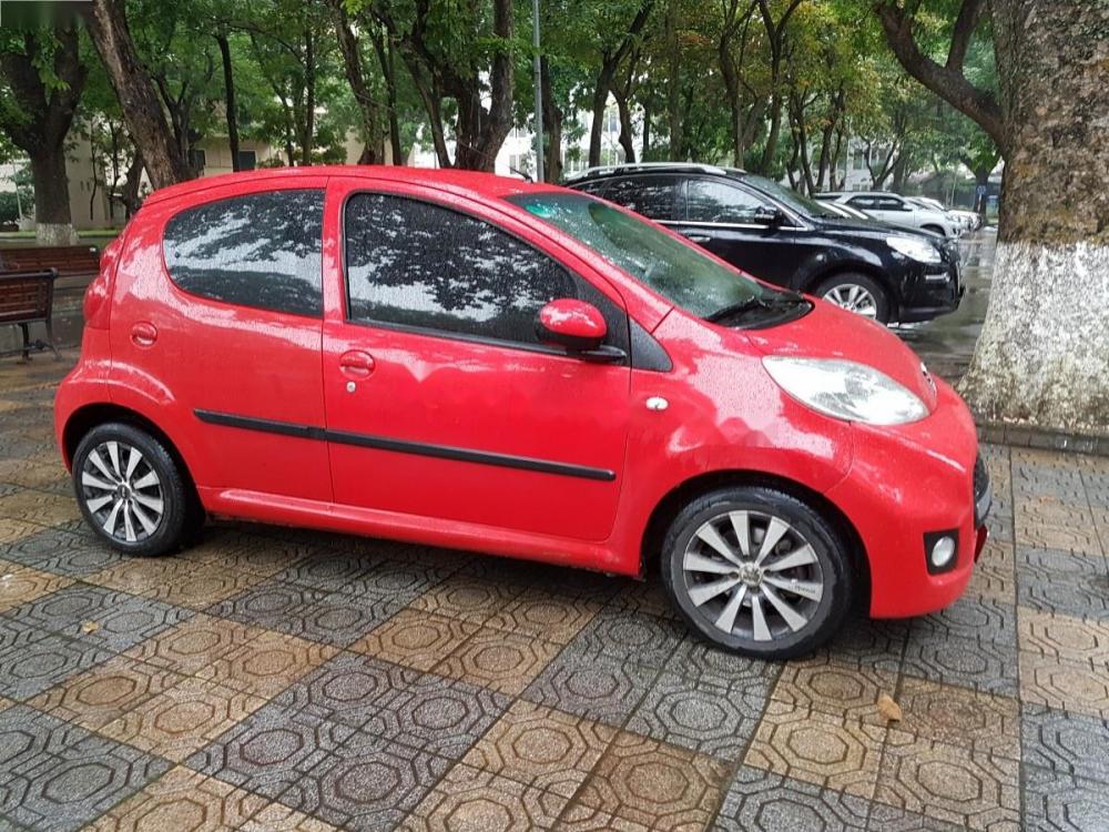 Peugeot 107 1.0 AT 2011 - Bán Peugeot 107 1.0 AT đời 2011, màu đỏ, nhập khẩu