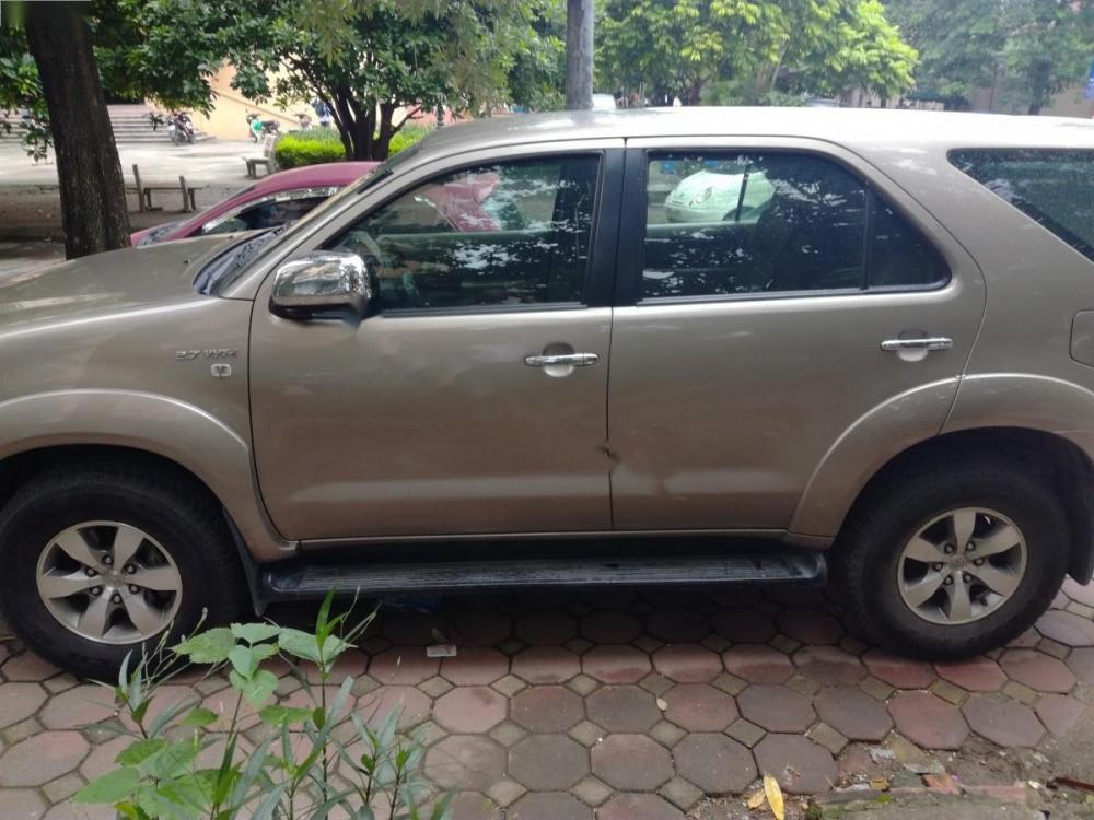 Toyota Fortuner SR5  2007 - Bán Toyota Fortuner SR5 đời 2007, xe nhập