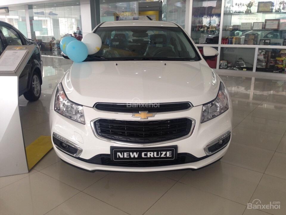 Chevrolet Cruze LT 1.6MT 2017 - Giá Cruze LT tại Hà Giang vay trả góp 100 triệu nhận xe: 0981351282