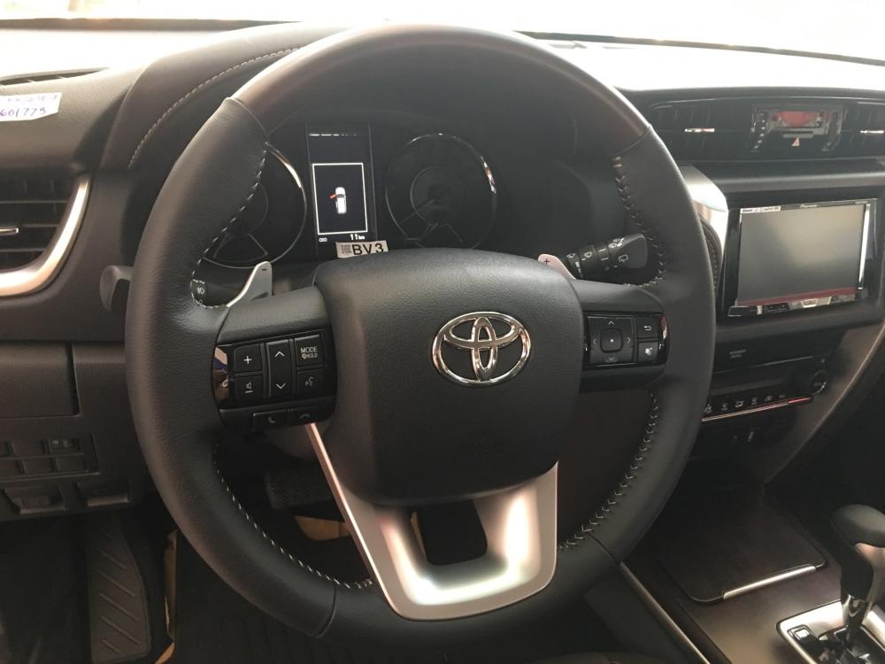 Toyota Fortuner 2.7V (4x2) 2017 - Bán Toyota Fortuner 2.7 4x2AT, nhập khẩu nguyên chiếc, xe giao ngay