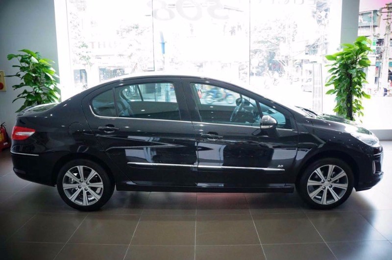 Peugeot 408 2014 - Bán ô tô Peugeot 408 2014, màu đen, xe nhập, giá chỉ 650 triệu