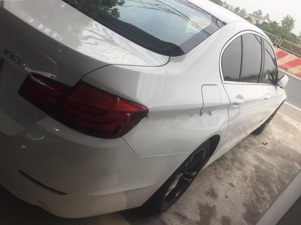 BMW 5 Series 523i 2011 - Cần bán xe BMW 5 Series 523i đời 2011, màu trắng, nhập khẩu