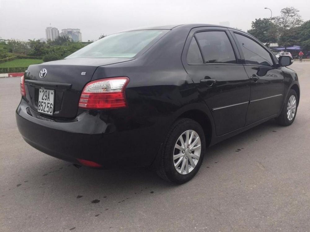 Toyota Vista 1.5 E 2010 - Cần bán Toyota Vista 1.5 E đời 2010, màu đen còn mới, 280tr