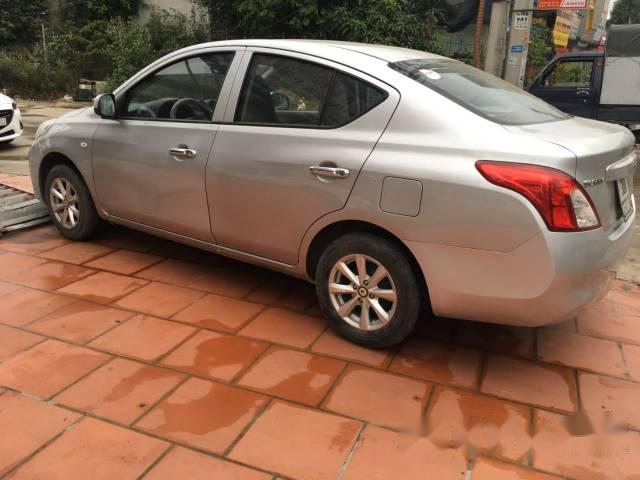 Nissan Sunny MT 2014 - Bán xe Nissan Sunny MT đời 2014, màu bạc