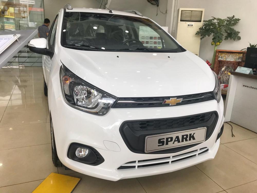 Chevrolet Spark LT 2017 - Bán Spark LT 1.2 Phiên bản 2018. Ưu đãi đặc biệt cho khách hàng Đồng Nai - Hãy ĐT trực tiếp, cam kết giá tốt nhất