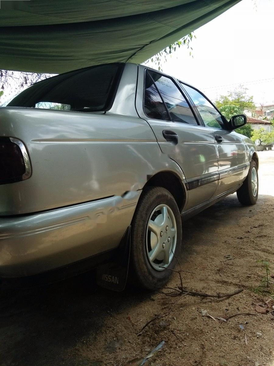 Nissan Sunny 1993 - Bán Nissan Sunny năm 1993, màu xám, nhập khẩu nguyên chiếc, 85 triệu