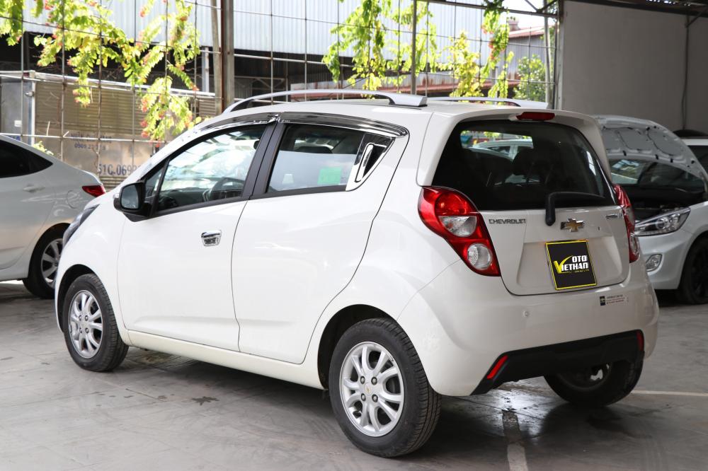 Chevrolet Spark Van 1.0AT 2015 - Bán xe Chevrolet Spark Van 1.0AT đời 2015, màu trắng, giá 280tr