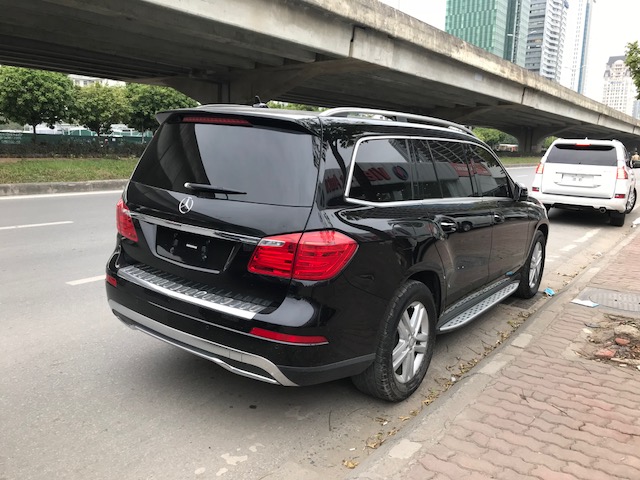 Mercedes-Benz GL-Class 350 2015 - Cần bán xe Mercedes GL350 2015, màu đen, xe nhập Mỹ xe rất đẹp