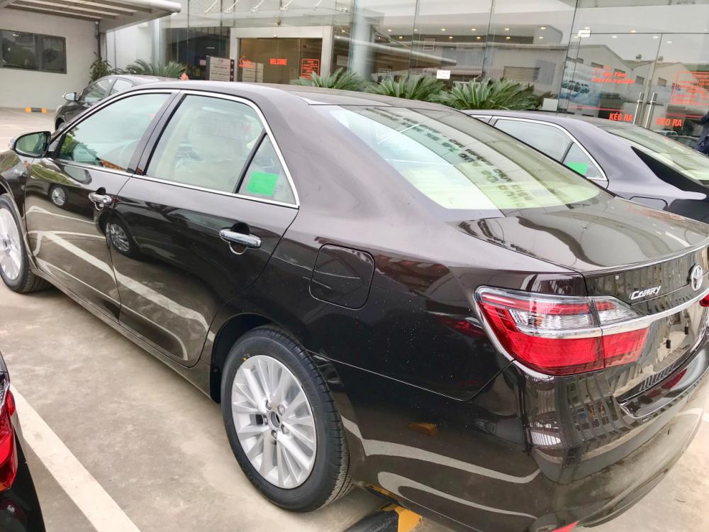 Toyota Camry 2.0E 2017 - Bán xe Camry model 2018- LH 0914789099