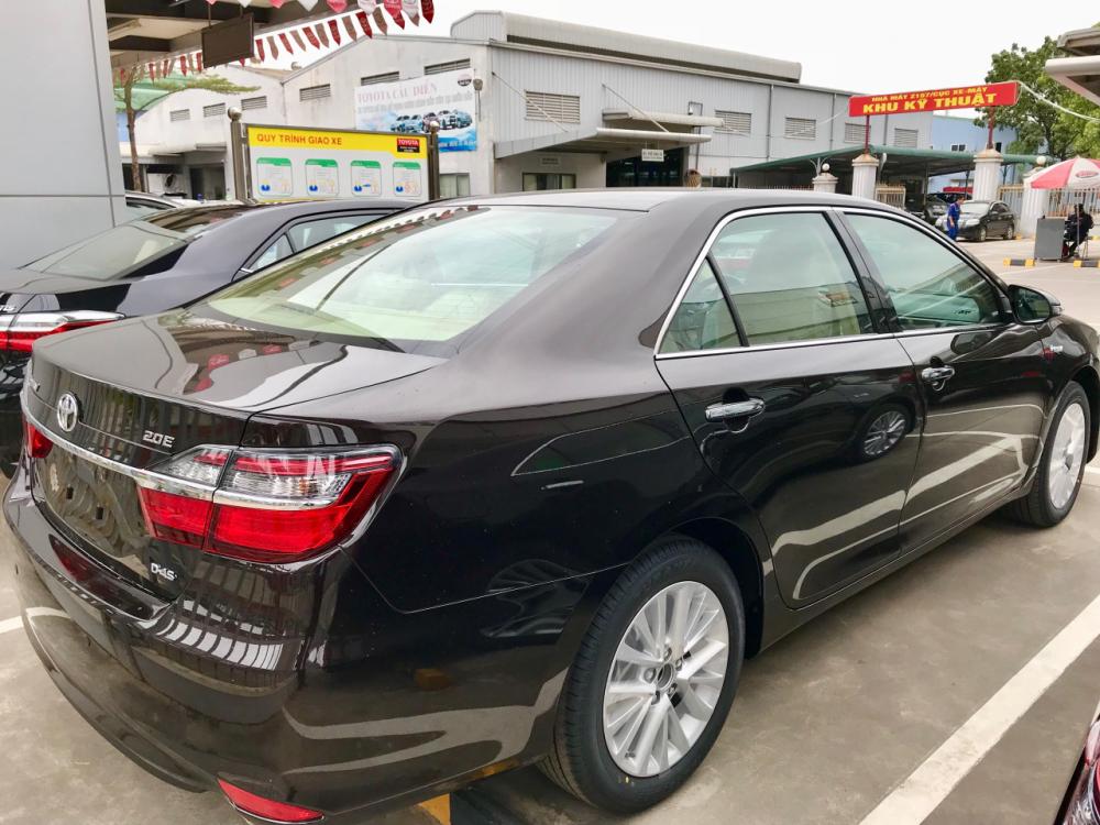 Toyota Camry 2.0E 2017 - Bán xe Camry model 2018- LH 0914789099