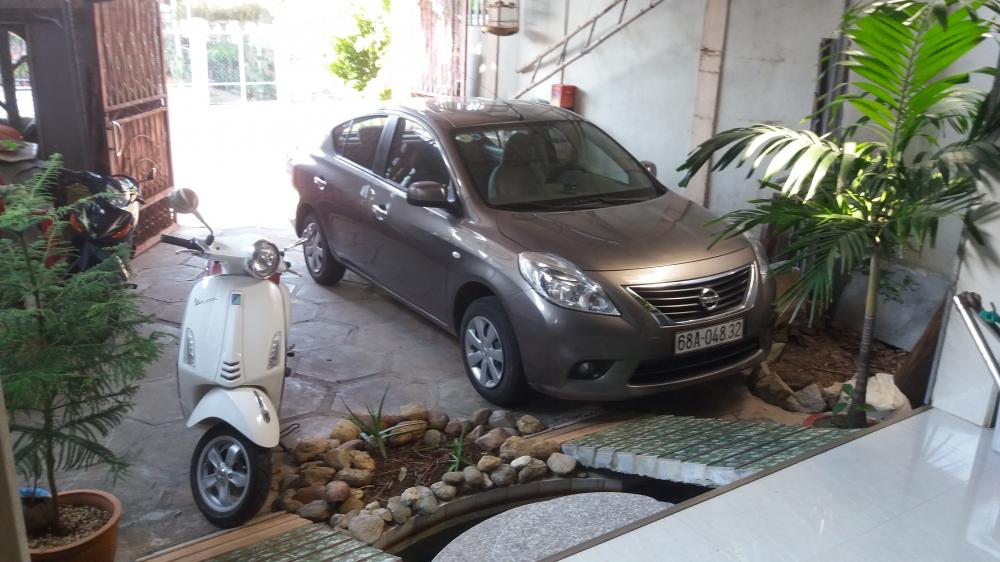 Nissan Sunny 1.5MT 2013 - Chính chủ bán Nissan Sunny 1.5MT đời 2013, màu nâu