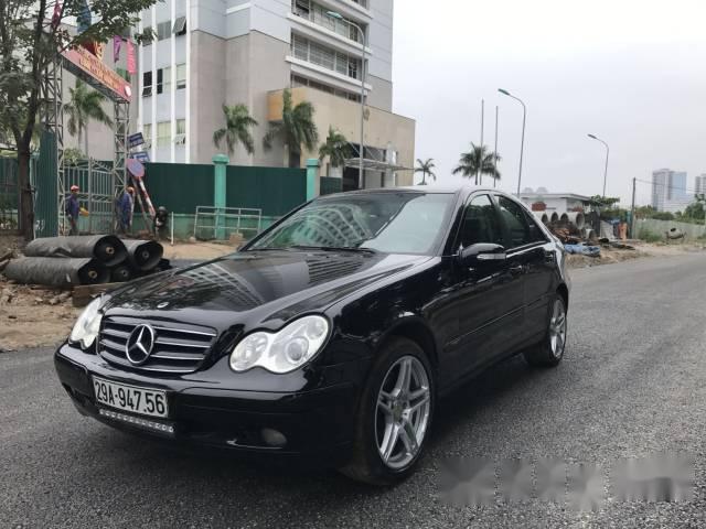 Mercedes-Benz C class C180K 2004 - Cần bán gấp Mercedes C180K 2004, màu đen số tự động, giá 209tr