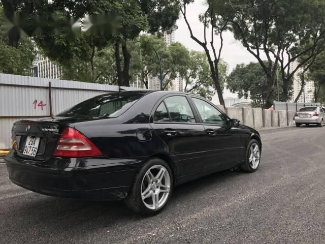 Mercedes-Benz C class C180K 2004 - Cần bán gấp Mercedes C180K 2004, màu đen số tự động, giá 209tr