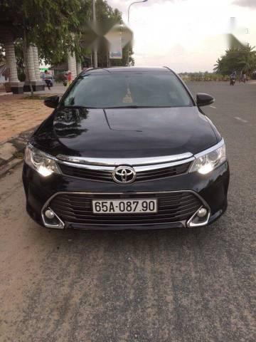 Toyota Camry  2.5Q  2016 - Chính chủ bán Toyota Camry 2.5Q đời 2016, màu đen