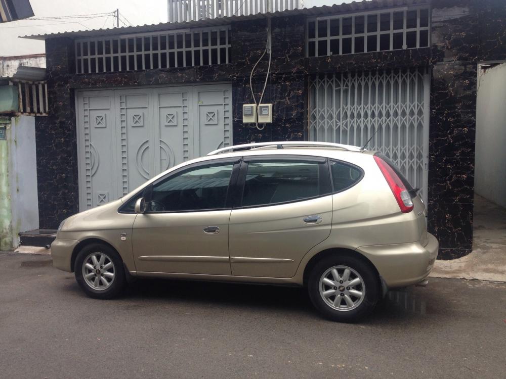 Chevrolet Vivant 2.0 2009 - Bán xe Chevrolet Vivant 2009 số sàn, màu vàng gold ,cực đẹp