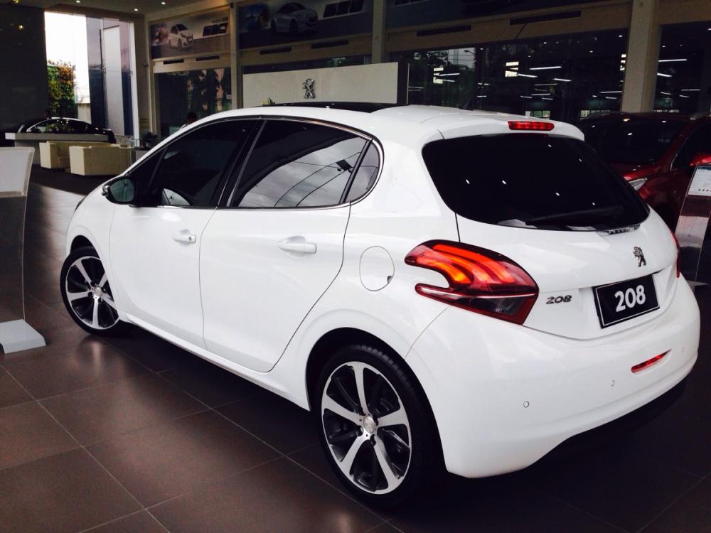 Peugeot 208 2017 - Peugeot Phú Mỹ Hưng cần bán Peugeot 208 năm 2017, nhập khẩu nguyên chiếc