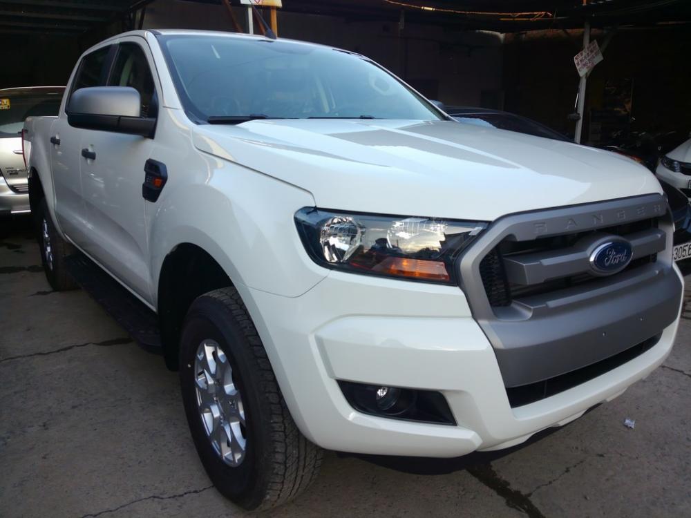 Ford Ranger XLS - MT 2017 - Tậu ngay Ford Ranger 2017 ưu đãi nắp thùng + Trước bạ 2%. Hỗ trợ vay 85% LS tốt, duyệt nhanh, đơn giản