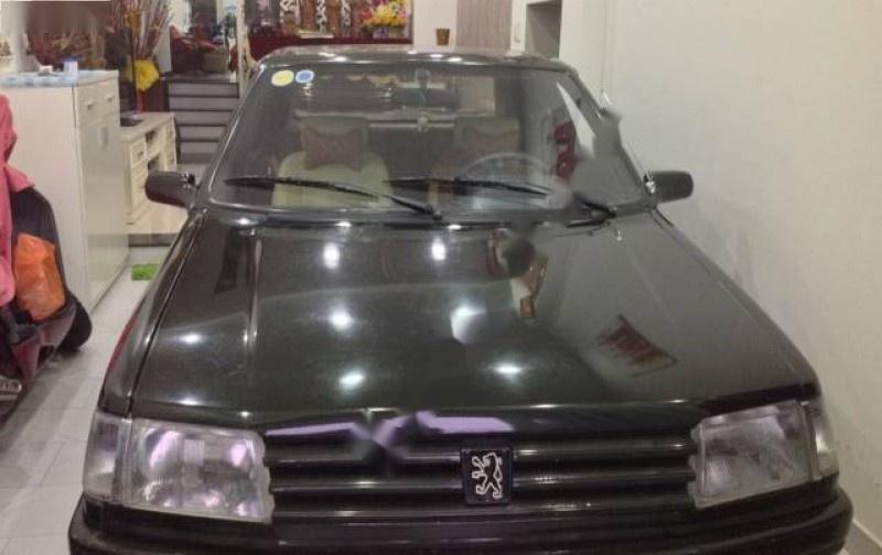 Peugeot 309 1990 - Xe Peugeot 309 1990, màu đen, nhập khẩu nguyên chiếc, giá chỉ 60 triệu