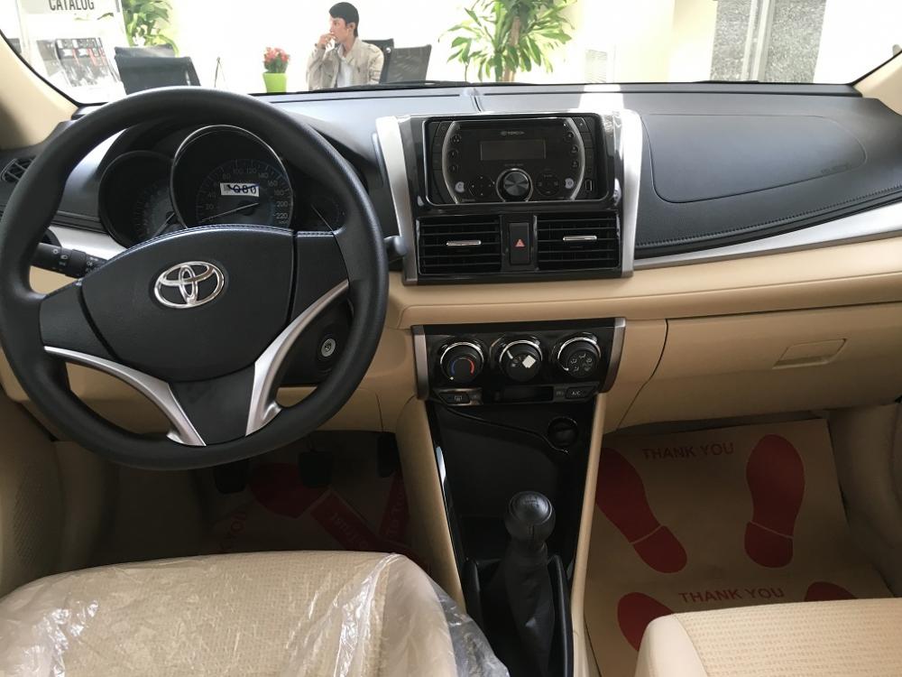 Toyota Vios E 2017 - Bán Vios E số sàn giá tốt nhất Đồng Nai- Giảm tiền mặt, tặng bảo hiểm, phụ kiện hãng, góp 90%. Hotline: 0967700088