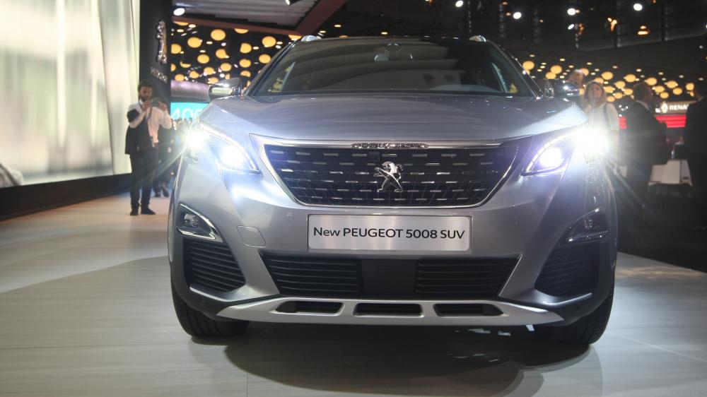 Peugeot 5008 2018 - Peugeot 5008 xám Grey 2018 giao ngay Cao Bằng  