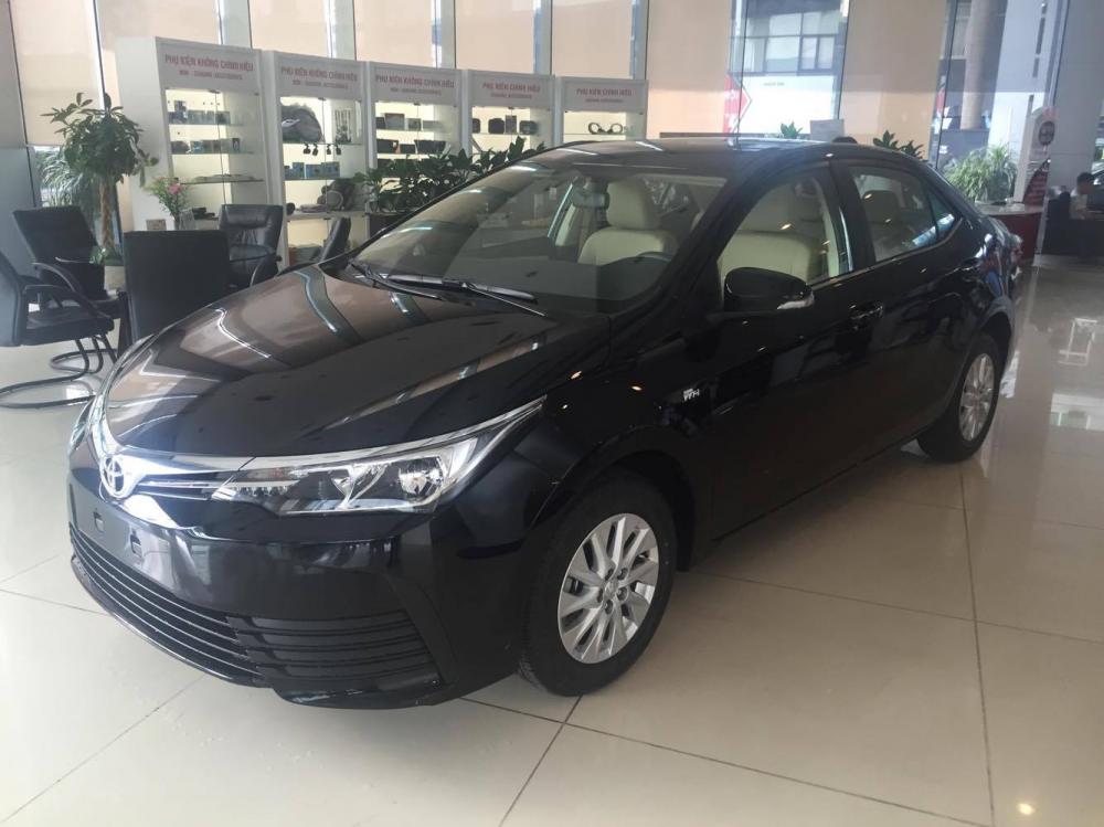 Toyota Corolla altis 1.8G MT 2018 - Cần bán Toyota Corolla Altis 1.8G MT đời 2018, màu đen, giảm sâu, hỗ trợ tốt nhất, LH ngay em Hùng 0911404101