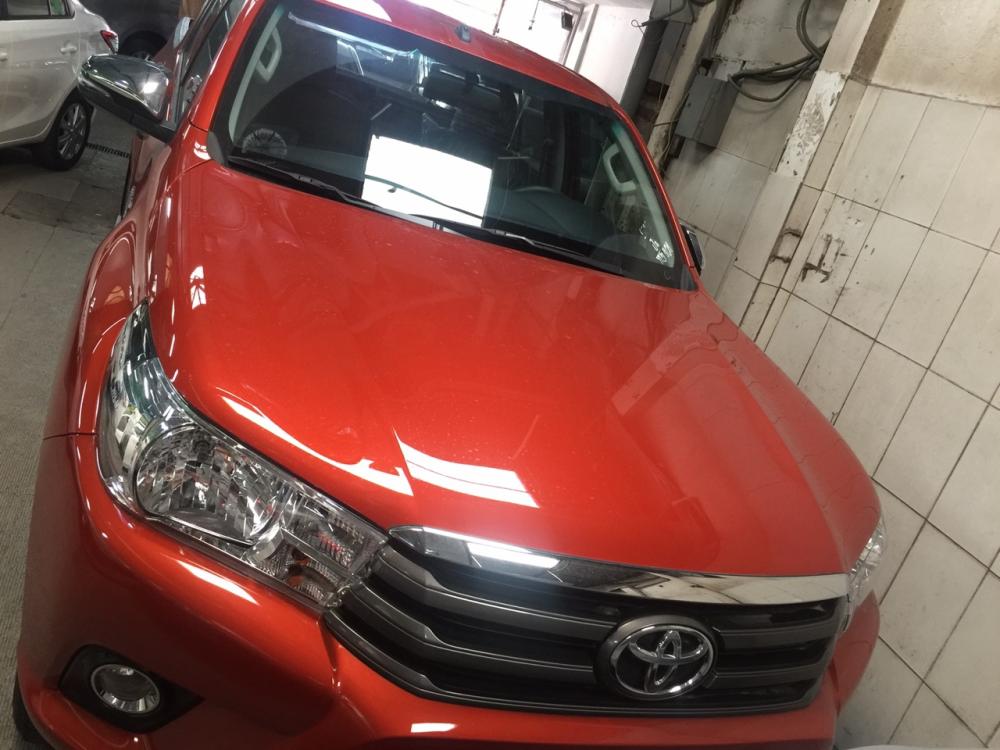 Toyota Hilux 2.4 2018 - Bán Toyota Hilux 2.4 Sx 2018, số tự động, máy dầu, đủ màu, xe nhập giao ngay