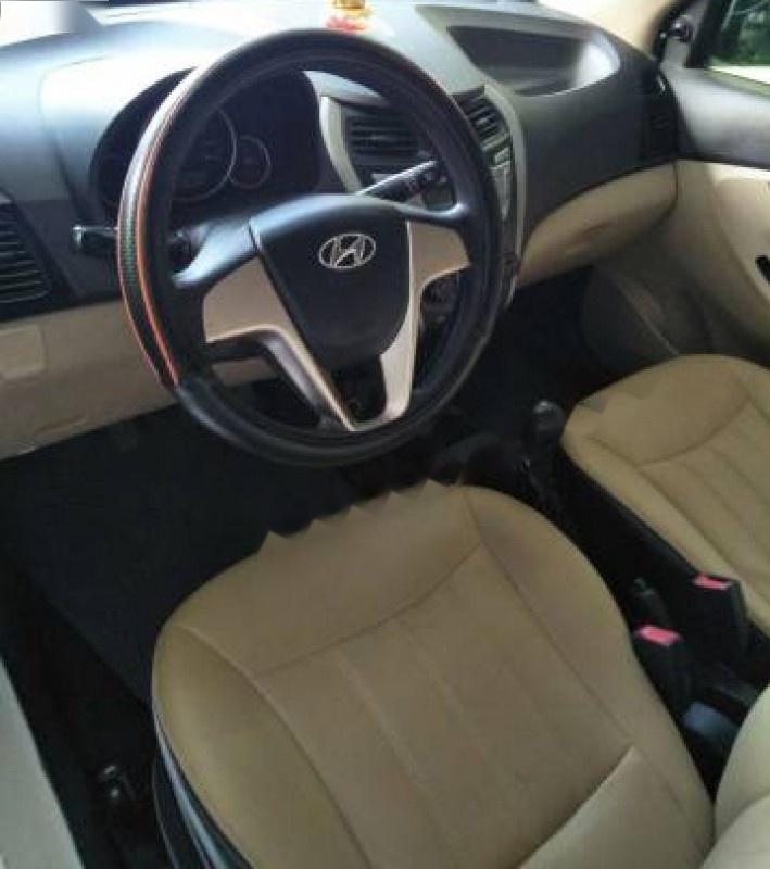 Hyundai Eon 2013 - Bán Hyundai Eon đời 2013, màu trắng, xe nhập