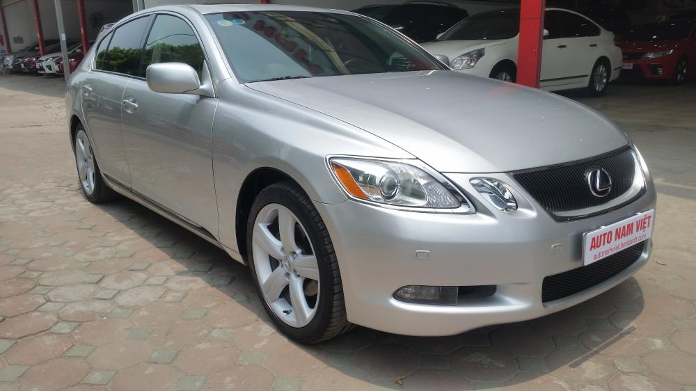 Lexus GS GS300 2005 - Bán ô tô Lexus GS GS300 đời 2005, màu bạc, nhập khẩu chính hãng, như mới, 700 triệu