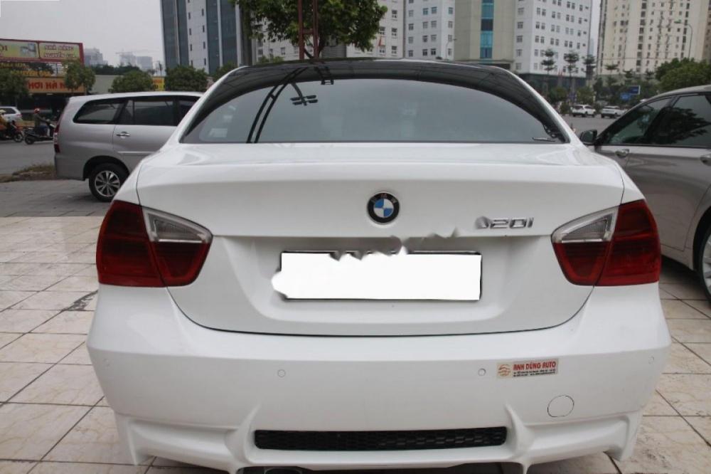 BMW 3 Series 320i 2007 - Bán BMW 3 Series 320i đời 2007, màu trắng, nhập khẩu