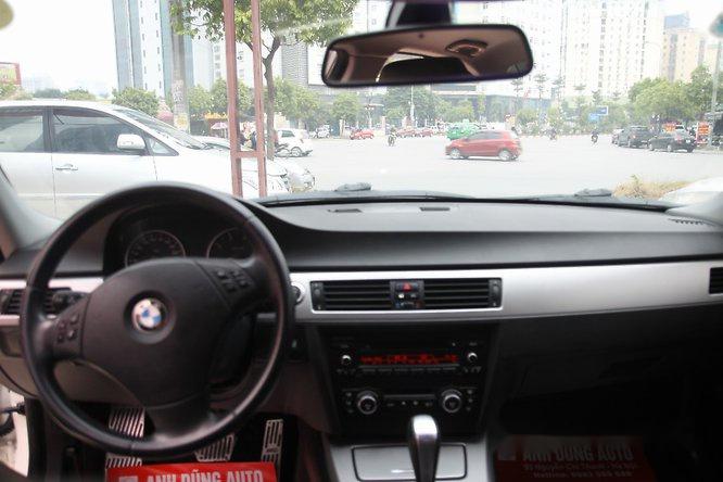 BMW 3 Series 320i 2007 - Bán BMW 3 Series 320i sản xuất 2007, màu trắng giá cạnh tranh