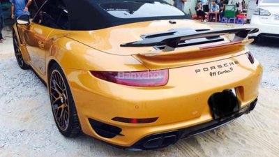 Porsche 911 2015 - Bán Porsche 911 Turbo S 2015, nhập khẩu nguyên chiếc, màu đẹp và cực độc