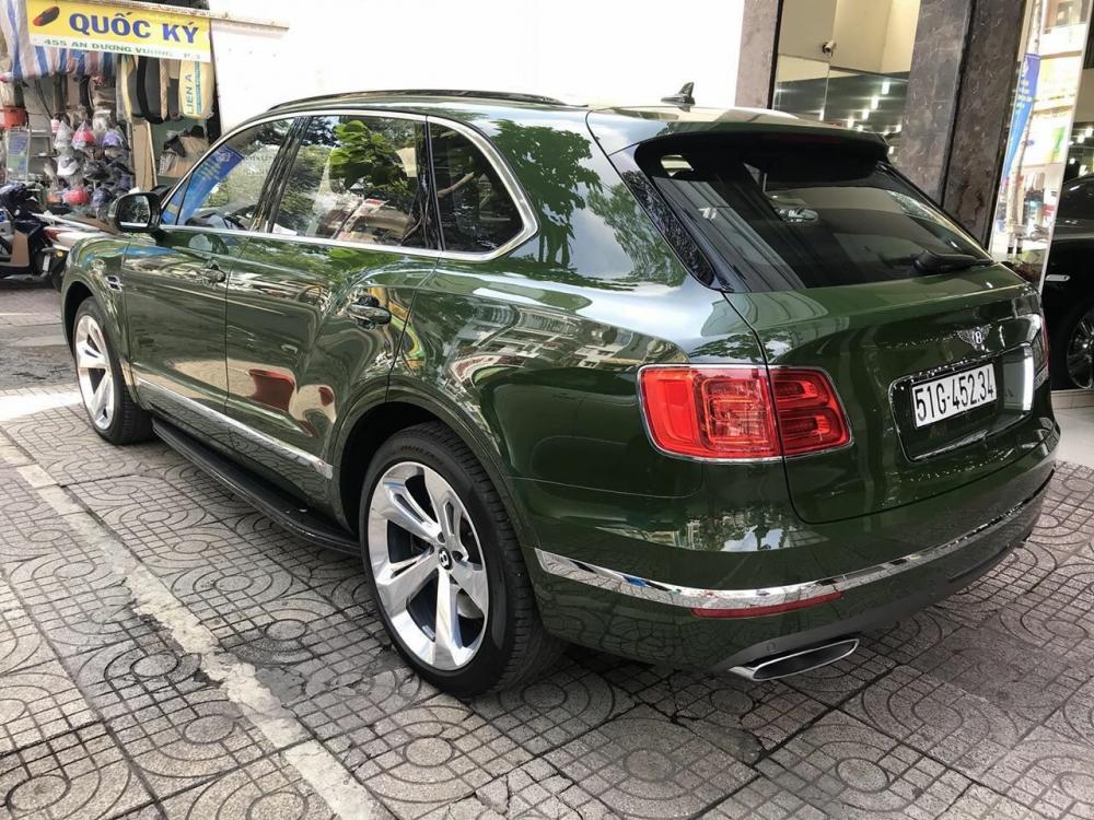 Bentley Bentayga 2017 - Bán Bentley Bentayga đời 2017, nhập khẩu