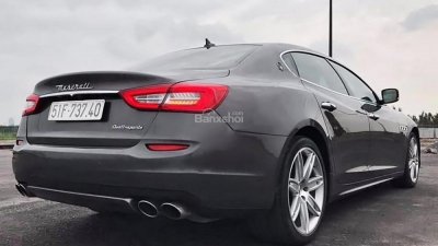 Maserati Quatroporte 2015 - Bán Maserati Quatroporte 3.0 V6 đời 2015, màu xám, xe nhập
